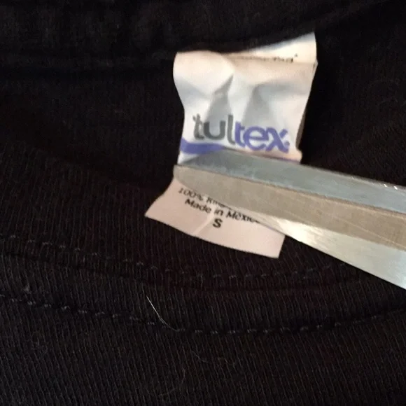 - Tultex rocks billy Las Vegas teen size s - Picture 4 of 4